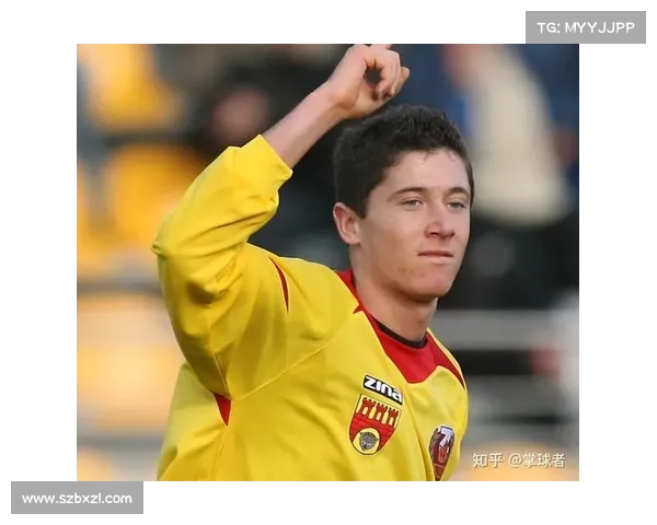 了解莱万成名之路的关键时间节点及其背后故事