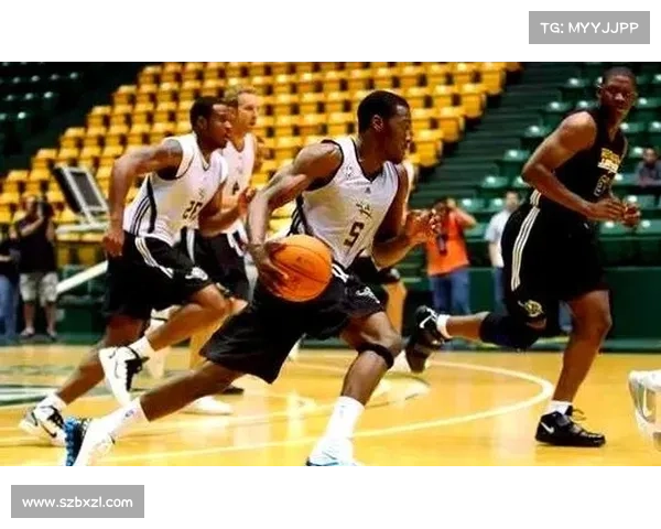 快攻与反击策略在篮球与足球中的节奏对比与战术应用分析 快攻与反击策略在篮球与足球中的节奏对比与战术应用分析